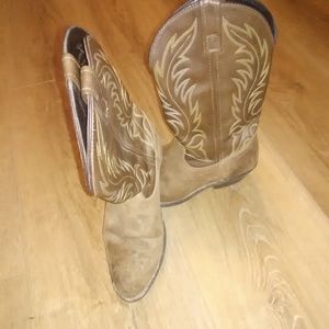 Laredo boots size 6M